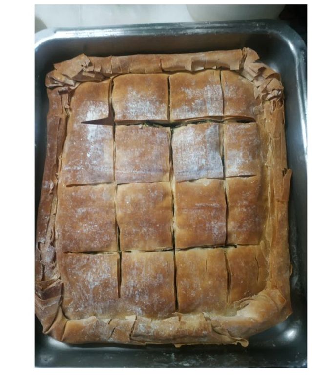 Φωτογραφία της συνταγής Σπανακοτυρόπιτα με χωριάτικο φύλλο 🥬🧀