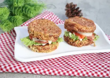 Resep Terbaik Burger mie instan Enak Bergizi