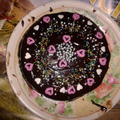 A picture of Eggless truffle cake.