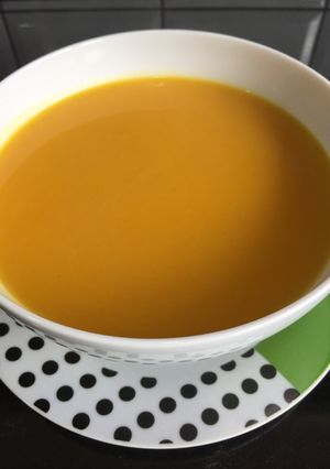 Una foto de Crema de calabaza con cúrcuma