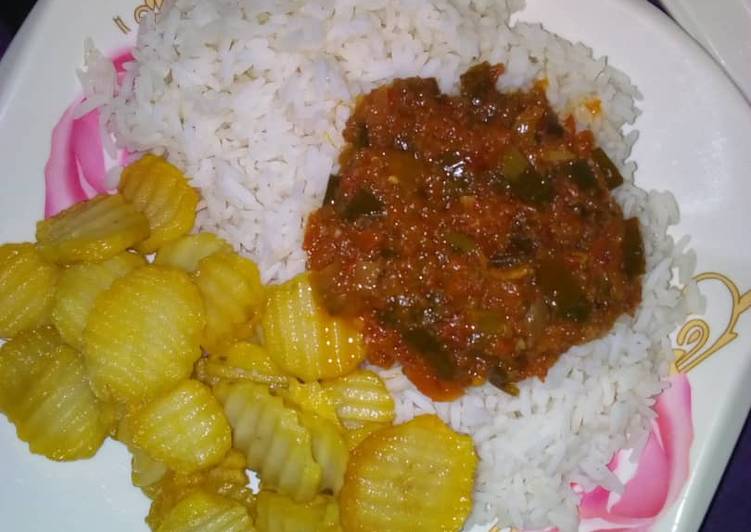 Recipe of Perfect Rice and stew with chips | Satisfyingrecipe.web.app