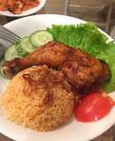 Cơm rang gà quay lò vi sóng