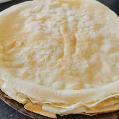 A picture of Crêpe au lait d'amande.