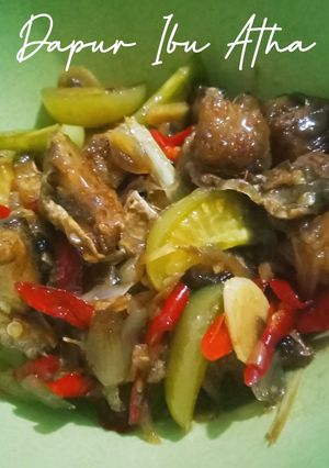 Foto resep Ikan Asin Jambal Roti Tumis Tomat Ijo