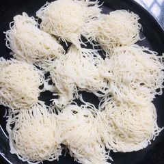 A picture of Sama rice nool putu (idiyappam).