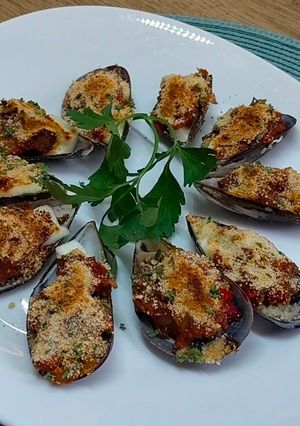Foto principal de Mejillones gratinados con queso fresco de cabra