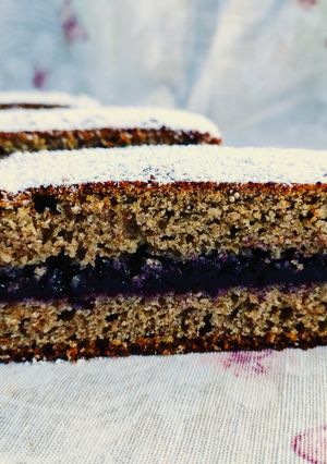 A picture of Buckwheat Bars with Blueberry Jam.