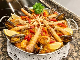Paella mixta