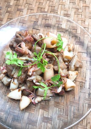 Hình của món Mực hấp rim mặn ngọt.