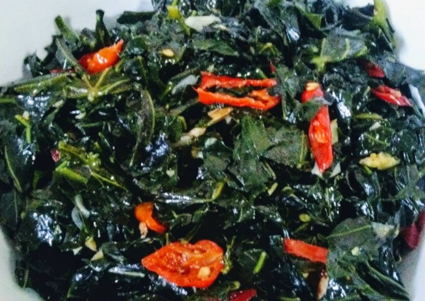 Tumis daun pepaya jepang