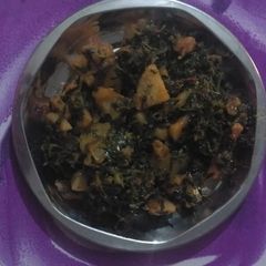 A picture of Aloo Methi.