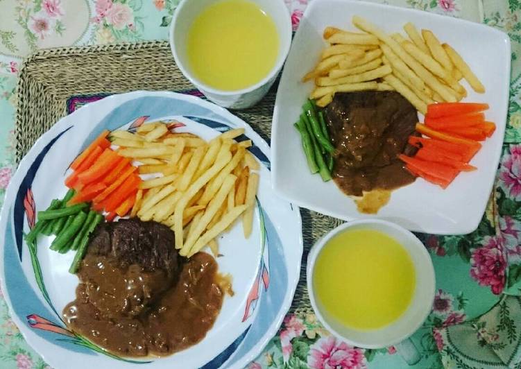 Beef steak brown sauce