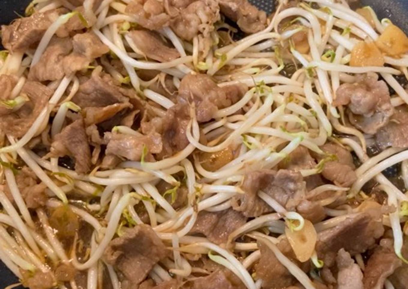 Buta Niku Moyashi Itame (Tumis Tauge ala Jepang)