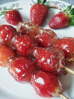 Foto resep Tanghulu (Candied Strawberry / Permen Stroberi)