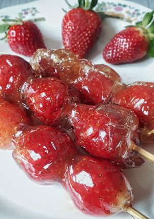 Foto resep Tanghulu (Candied Strawberry / Permen Stroberi)