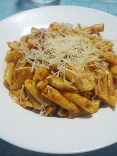 Una foto de Macarrones con hierbas provenzales