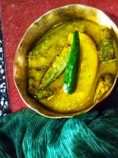 ঝিঙে আলু পোস্ত (jhinge aloo posto recipe in Bengali) রেসিপির প্রধান ছবি