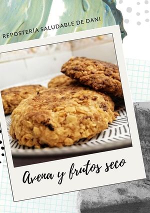 Una foto de Galletas de avena tostada y frutos secos