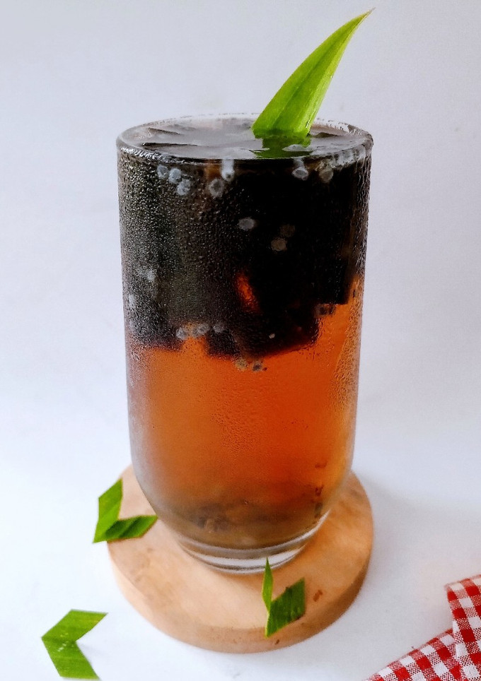 Foto resep Es Cincau Teh Pandan