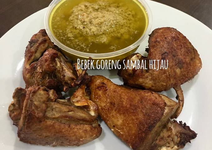 Bebek goreng sambal hijau