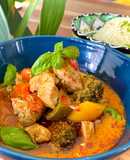 Curry rojo Thai de pollo y brócoli