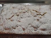 Una foto de budin de ciruelas sin manteca