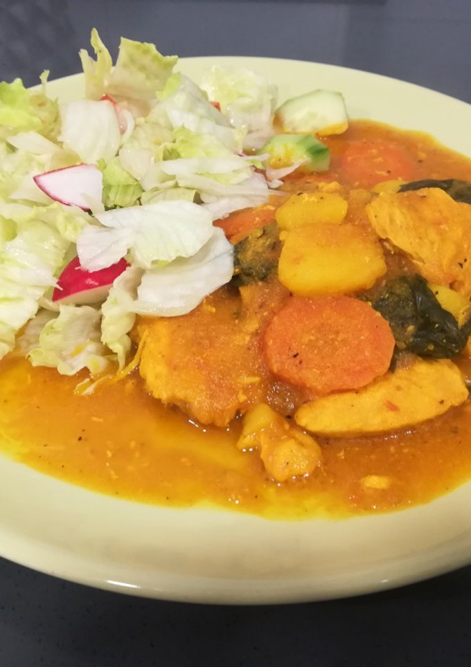 Una foto de Pollo Guisado