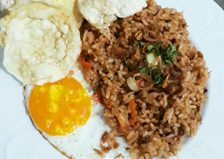 Siap Saji Nasi Goreng Rendang Mantul Banget