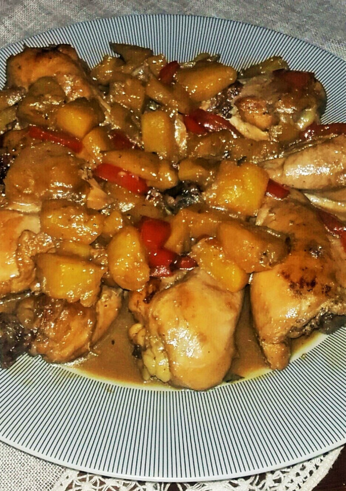 Una foto de Pollo con piña (estilo chifa)