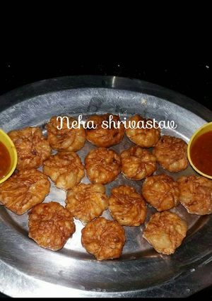 A picture of Fried momos.