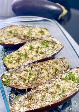 Une photo de Aubergines au four ail et parmesan
