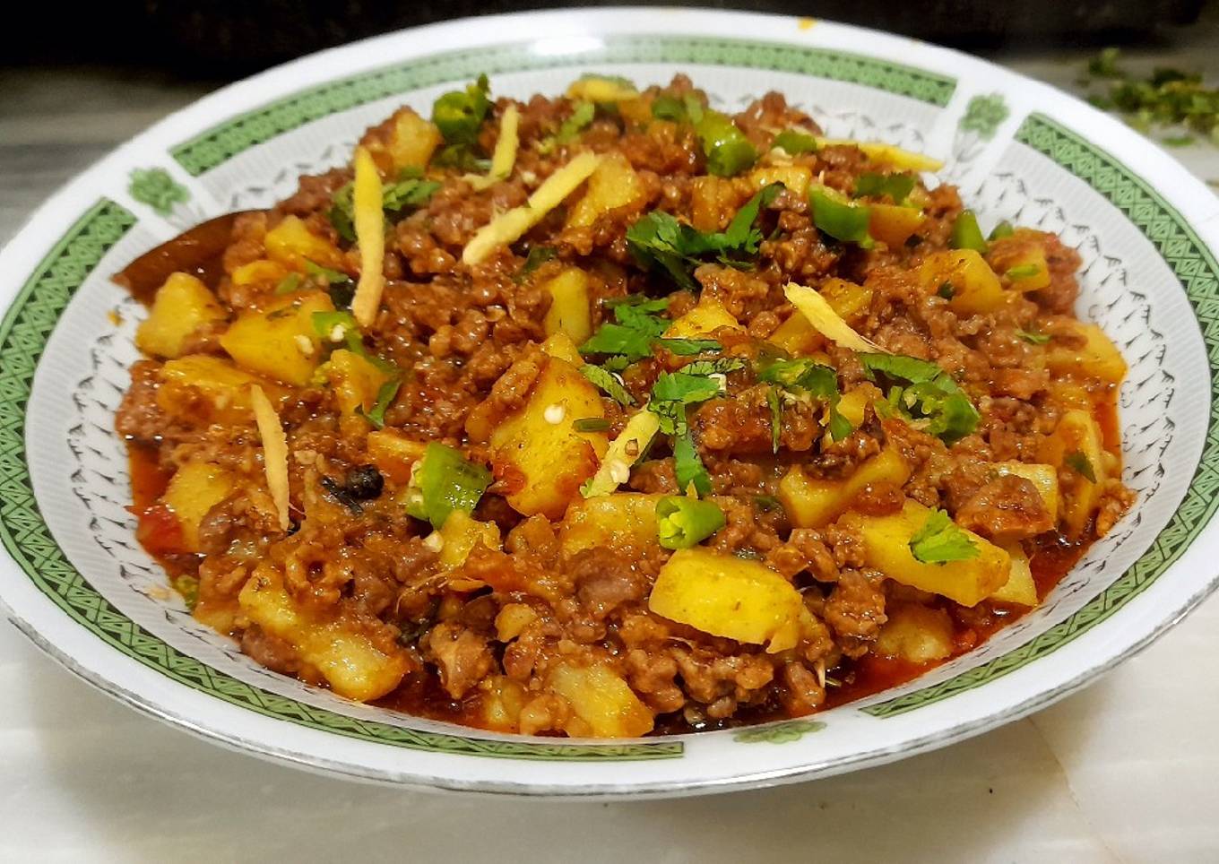 🥔🥔Aloo qeema🥔🥔