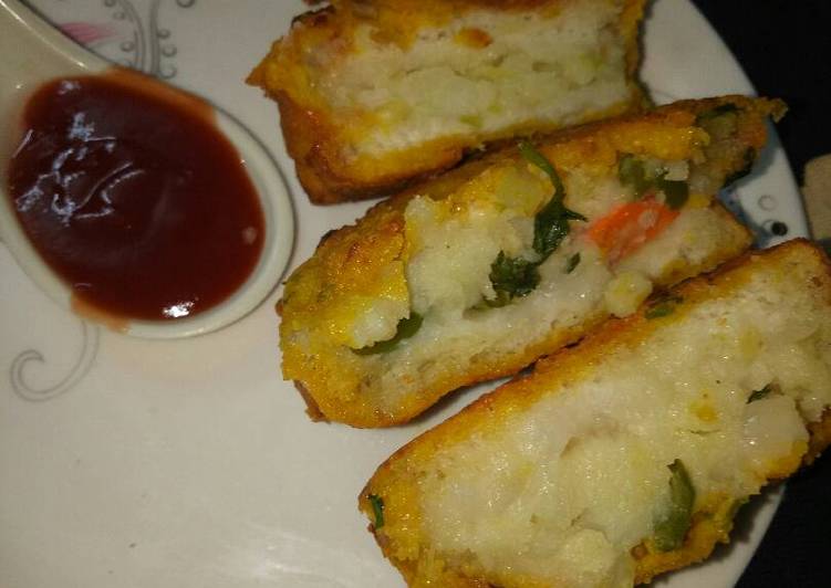 Potato stuffed pakora