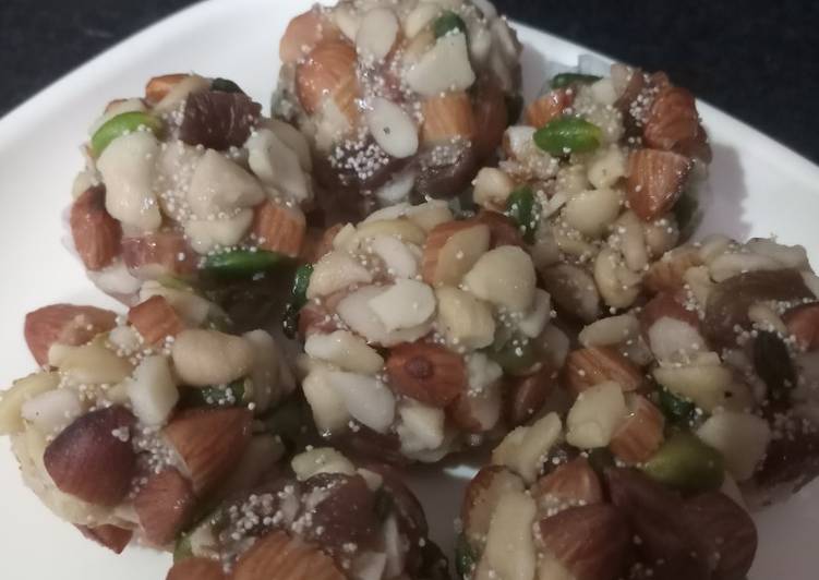 Easiest Way to Make Any-night-of-the-week Sugar free dry fruits ladoo