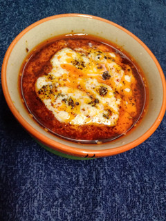 દહીં તીખારી (Dahi Tikhari Recipe In Gujarati) રેસીપી મુખ્ય ફોટો
