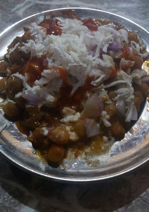 A picture of Tikki chole.