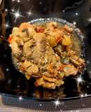 Куриные голени на подушке соте