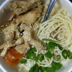 A picture of Simple Sesame Sauce Pasta with Chicken & Carrots.