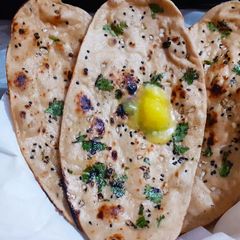 A picture of Garlic Wheat Naan.