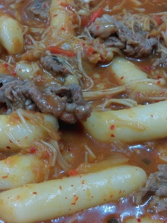 韓式牛肉泡菜炒年糕 的食譜成品照片