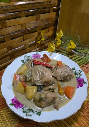 Gambar 21:9:26 - Ayam masak kurma