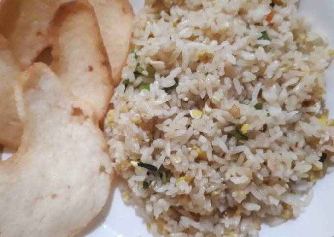 Nasi goreng putih