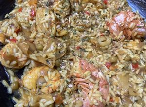 Una foto de Paella