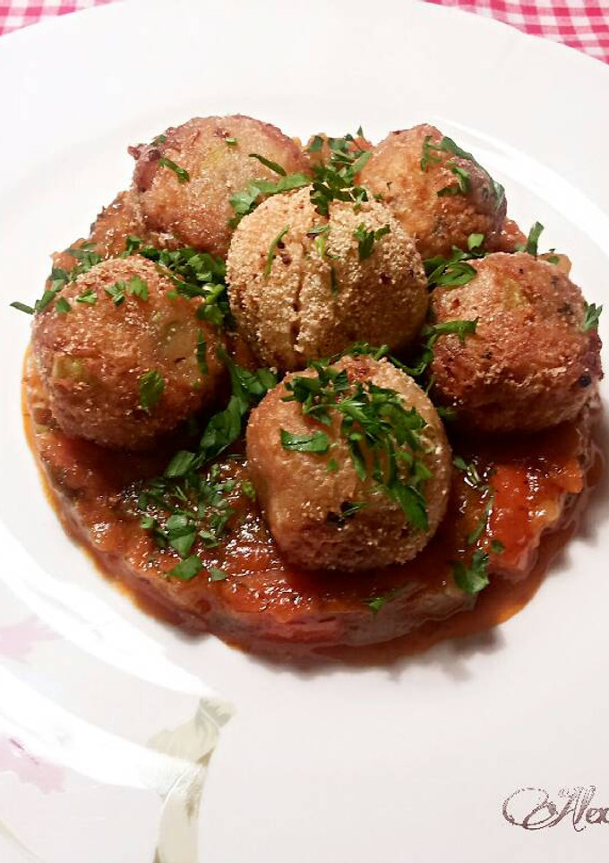 Una foto de Albóndigas de ensalada de patatas, bonito y atun