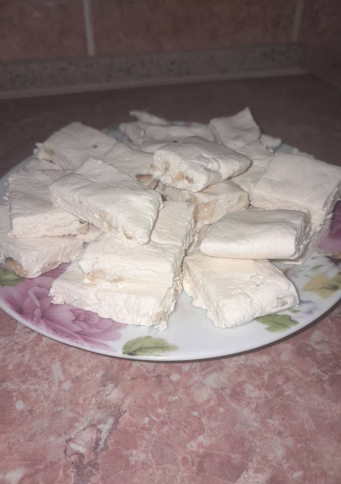 Нуга з волоськими горіхами