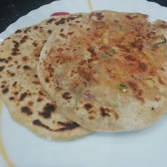 A picture of Stuffed oats and Aloo Paratha.
