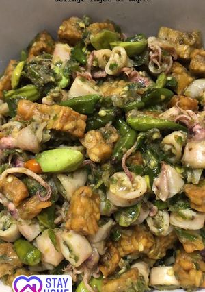 Foto resep Cumi Asin Petai Cabe Ijo ala Mak Kalun