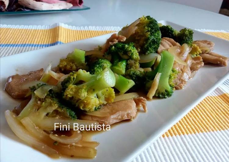 Pechuga de pollo con brócoli
