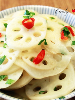清爽小菜~涼拌蓮藕 的食譜成品照片