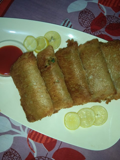 A picture of Potato bread pockets.